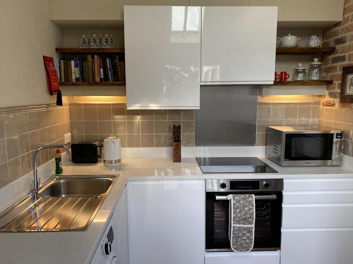 Enchanting 1 Bedroom Home With Kitchen Saffron Walden Extérieur photo